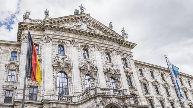 Vienna Hotels City Center vs Outer District Comparison